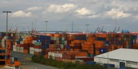 Container auf Altenwerder